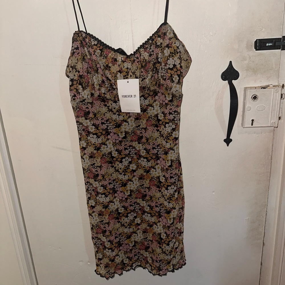 NWT Forever 21 floral dress